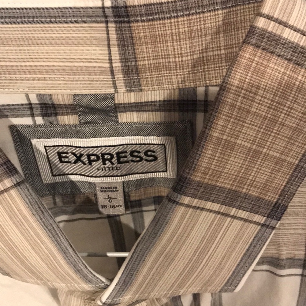 express fitted button down - Picture 2 of 2
